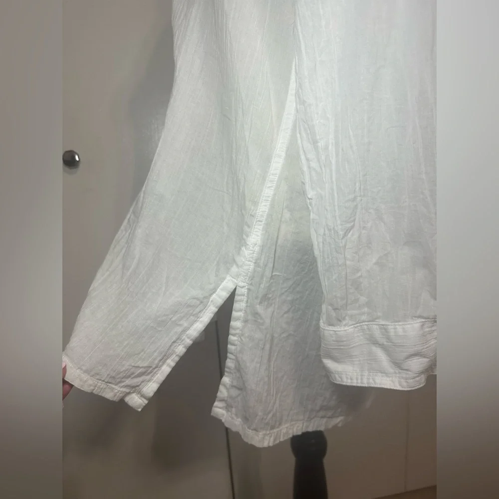 Lauren Ralph Lauren
Crushed Cotton Camp Shirt Swim Cover-Up - Picture 6 of 11